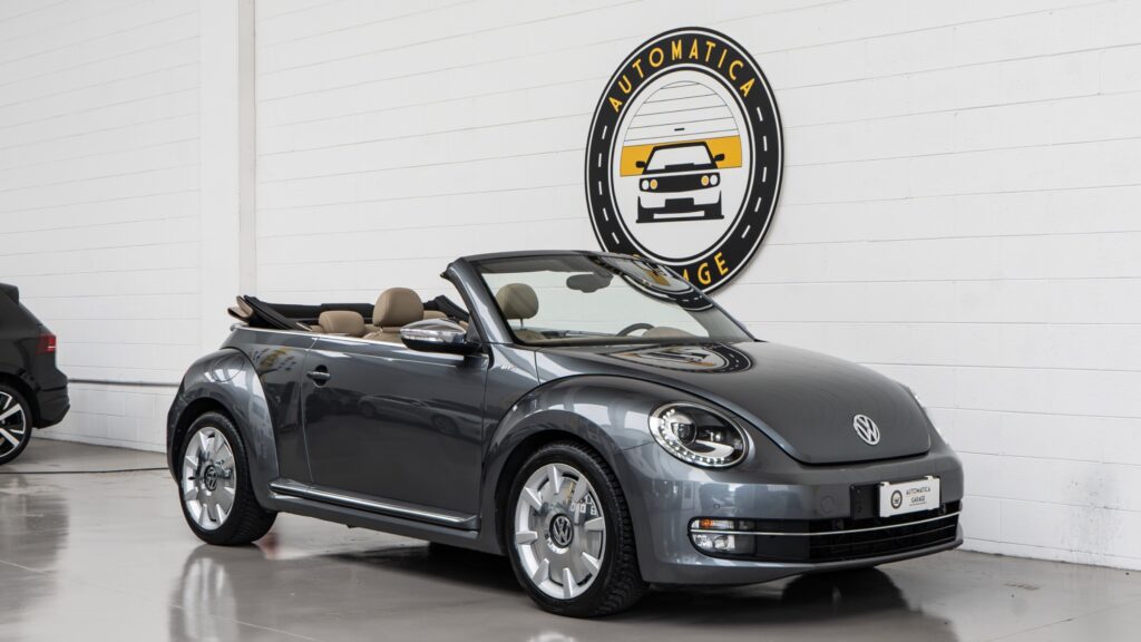 Volkswagen Maggiolino Cabriolet 70s Edition